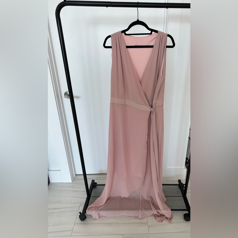 Worn Once | ASOS/ TFNC Plus Bridesmaid Chiffon Wrap Maxi Dress | Mauve | 16